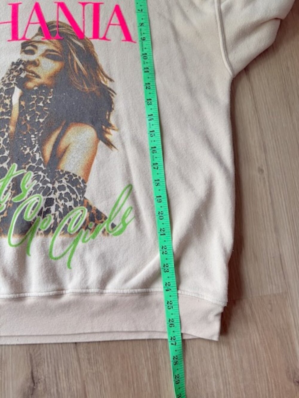 Daydreamer Shania Twain Crewneck Sweatshirt OS - Picture 5 of 6